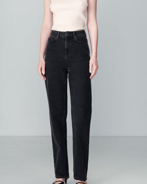 JEANS 82 RECTOS NEGROS (XS o S)