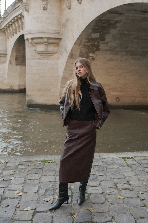 FALDA TUBO SIMIPIEL VINO SIRENA