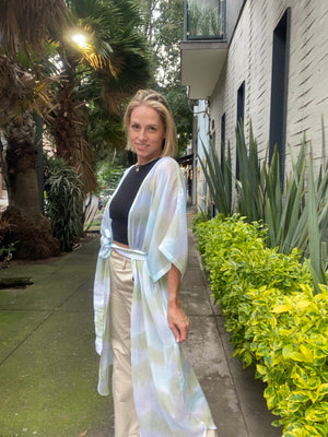 KIMONO LARGO VELO VERDE CON AZUL CON CINTURON