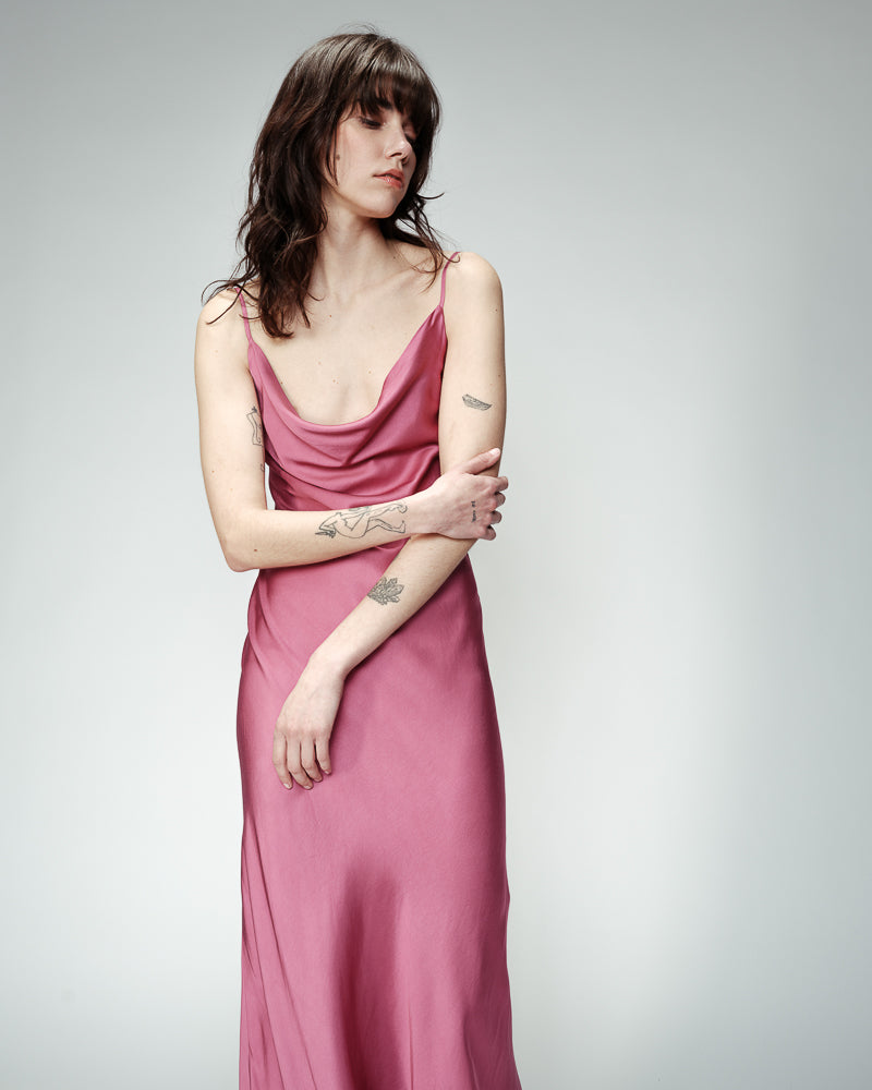 VESTIDO LENCERO SATINADO ROSA ORPHEE