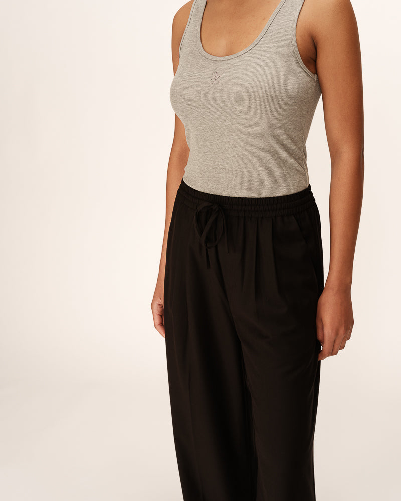 PANTALÓN NEGRO PETRO