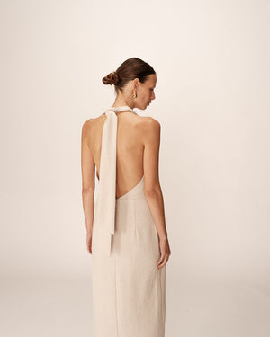 VESTIDO HALTER ELEGANTE PERLA