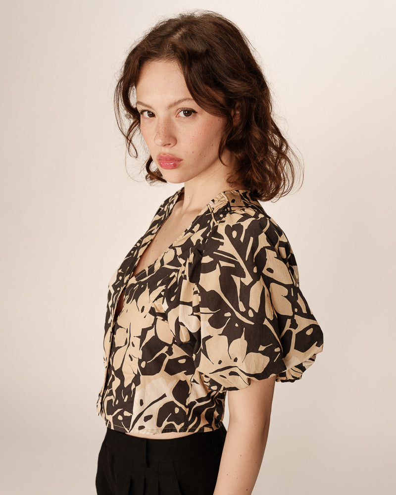 BLUSA PINEAPPLE ESTAMPADA