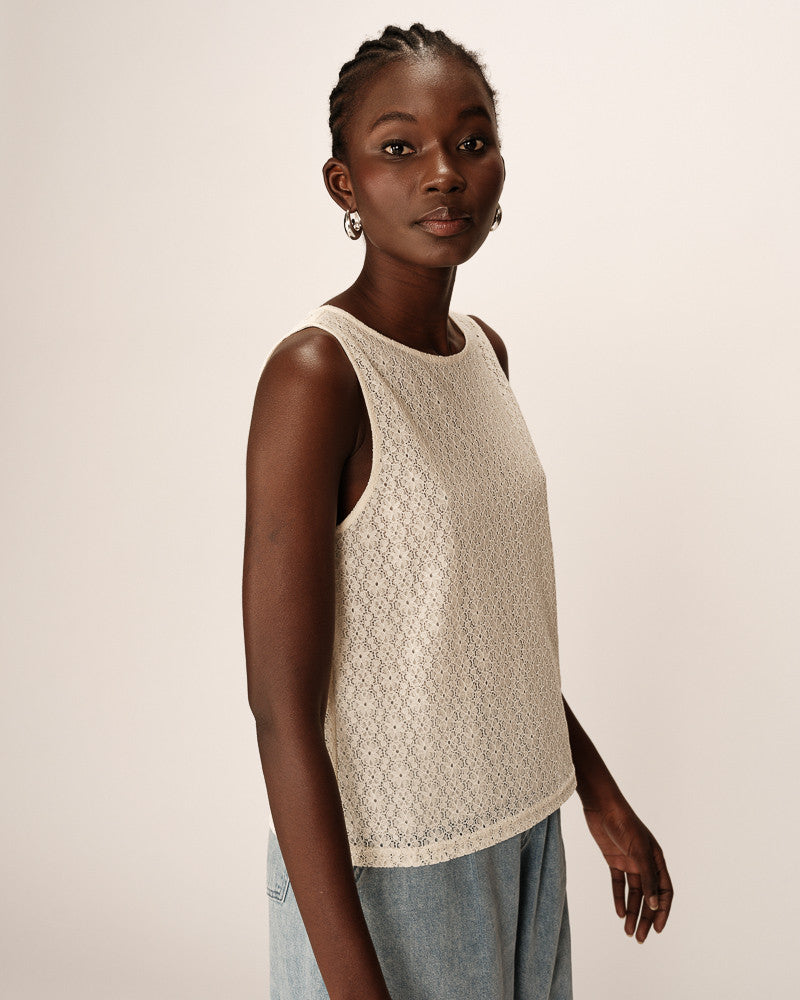 TOP DE ENCAJE BLANCO PASSIONNEE