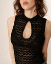 TOP PETITE DE ENCAJE NEGRO (XCH)